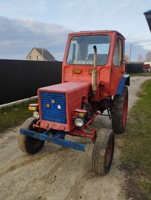 Продам трактор т25