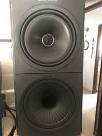 Colunas som KEF Q60