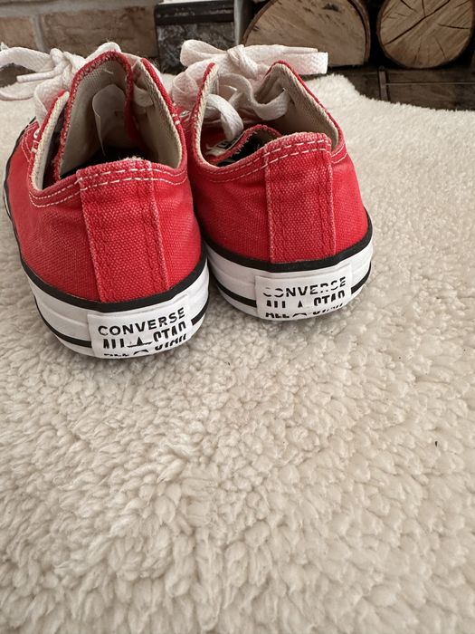 Converse r. 32 • klasyczne czerwone • bardzo dobry stan