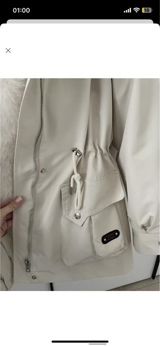 Парка бежева розмір S