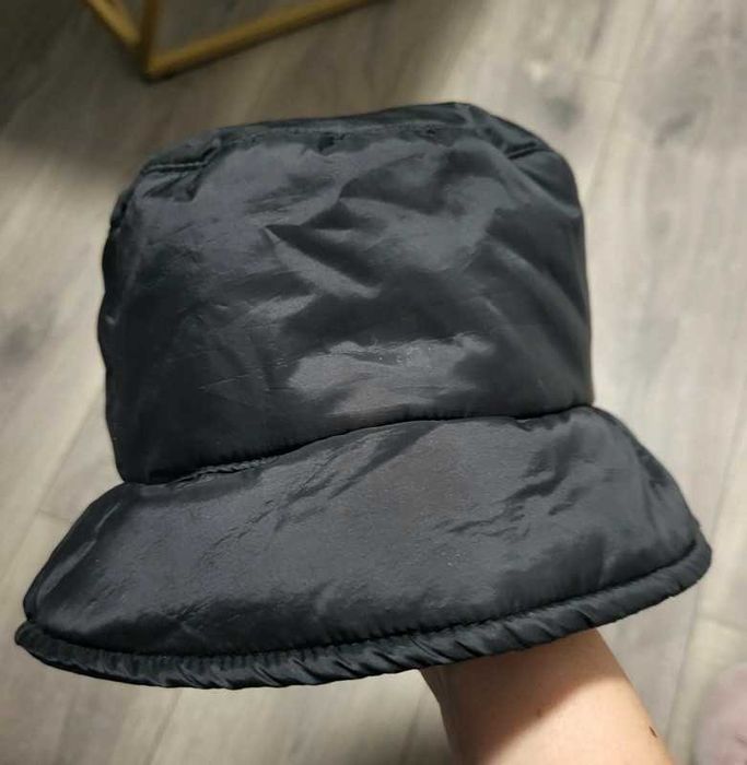 H&M 128 - 146 czarny kapelusik ocieplany watolina na zimę