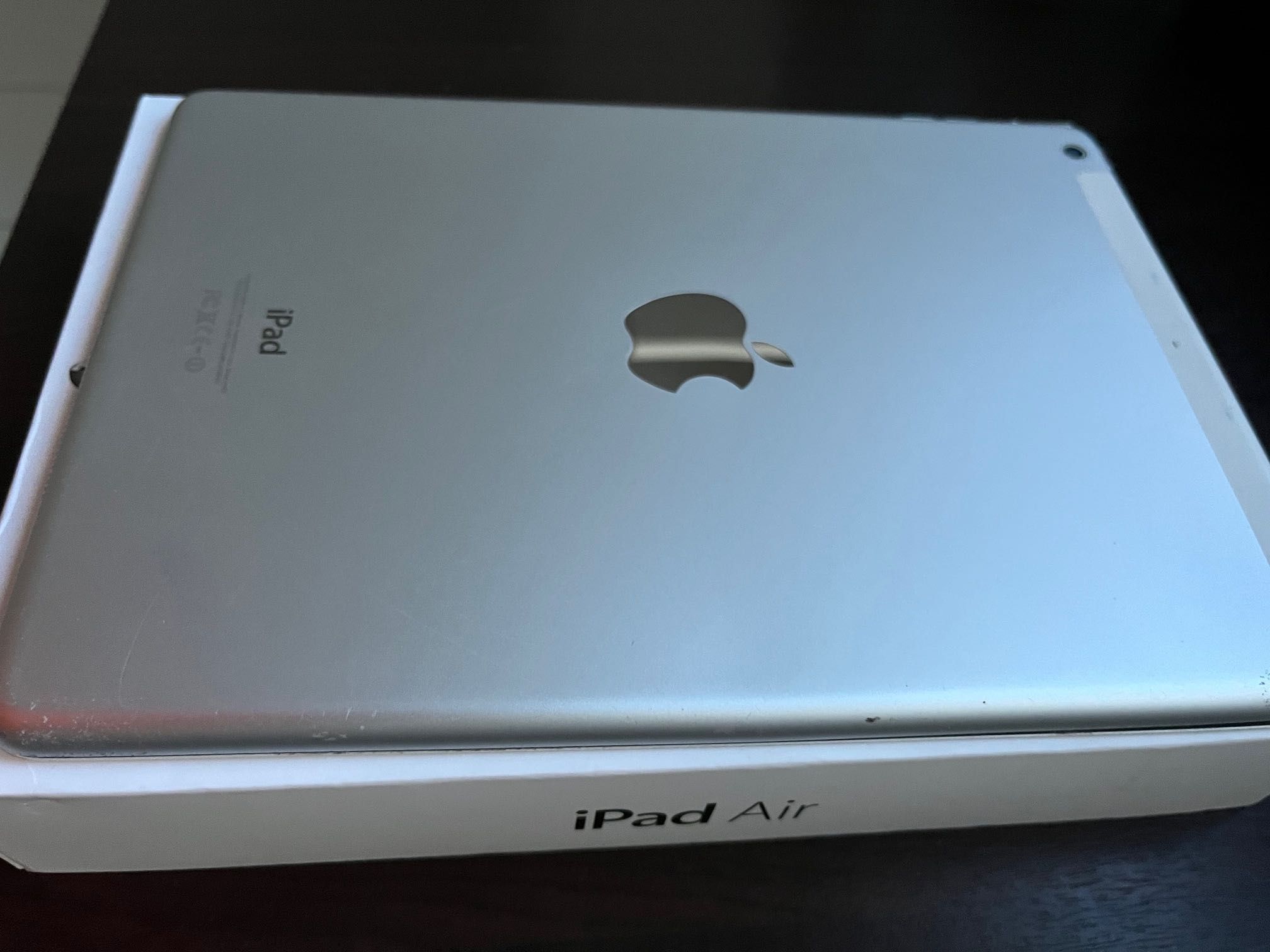 iPad A1475, WiFi plus SIM, dotyk uszkodzony