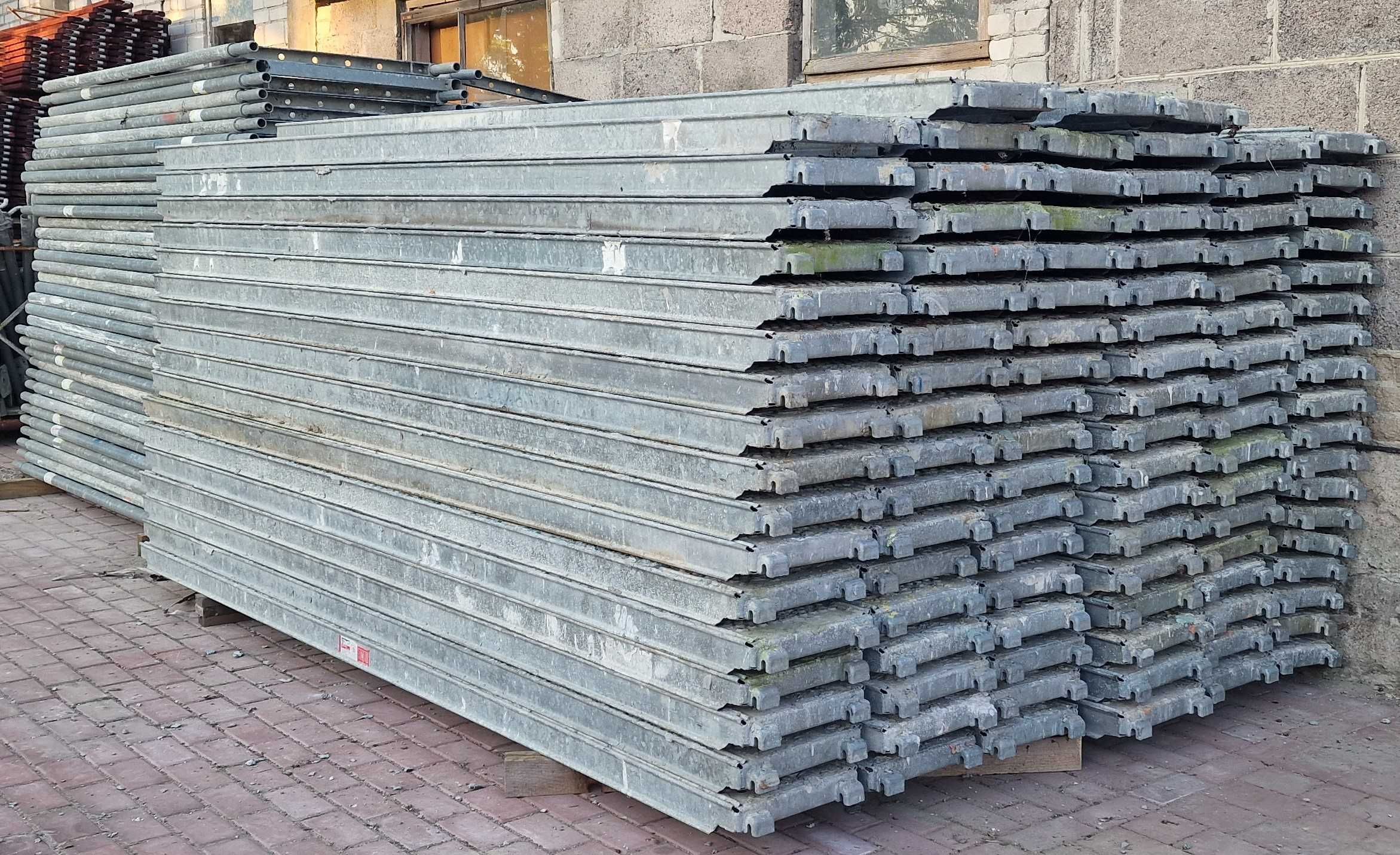 Rusztowanie używane elewacyjne system  Bauman oryginał