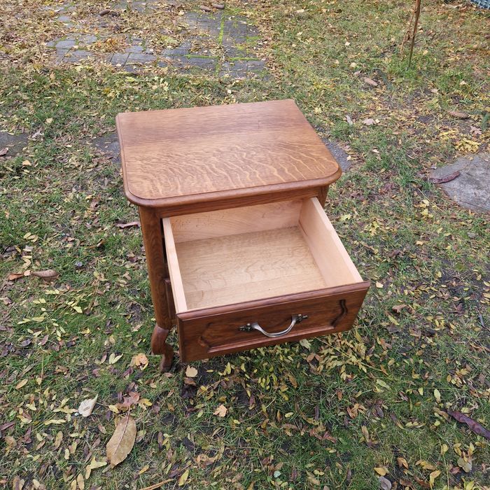 Piękna stylowa komoda dębowa