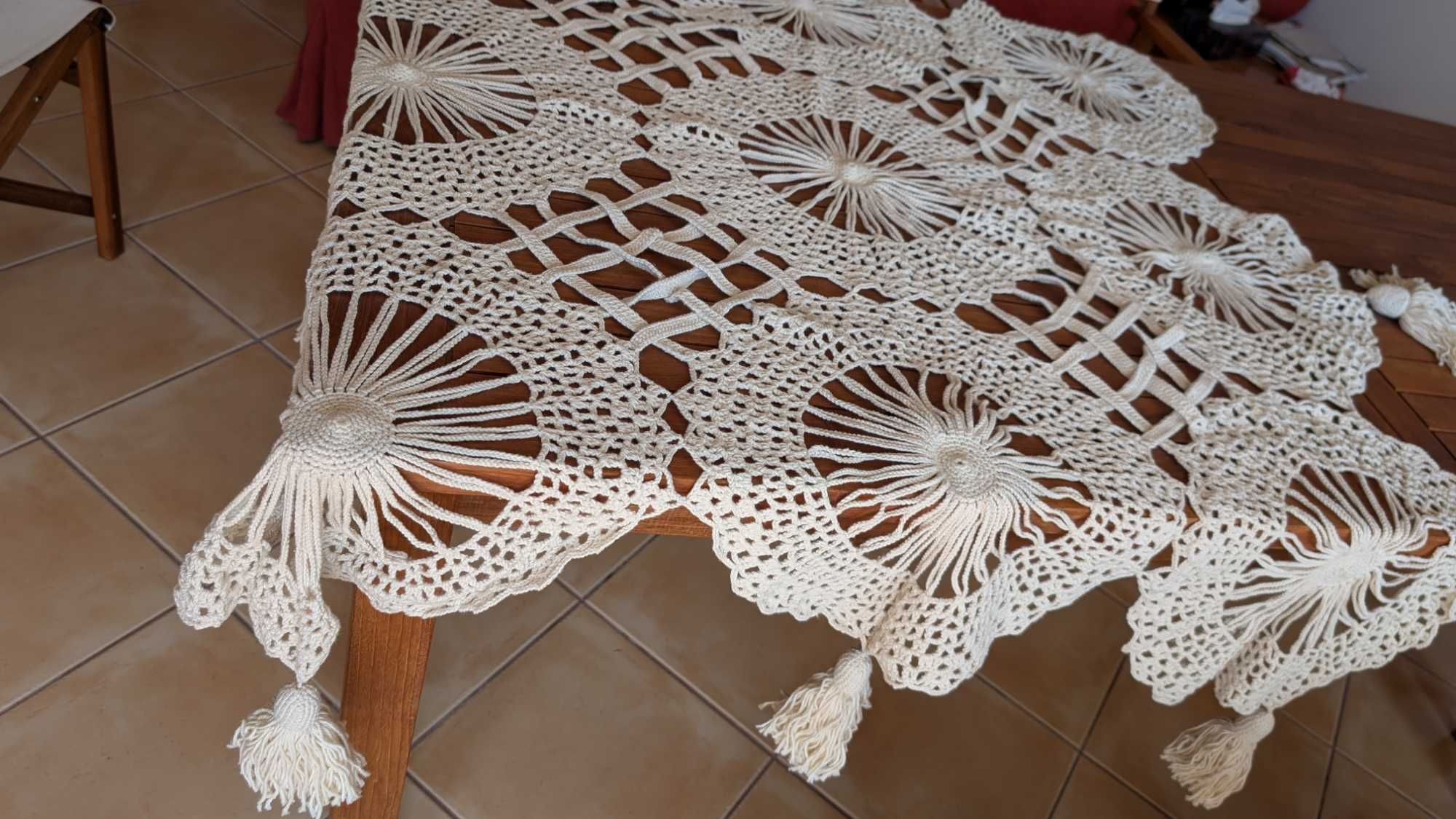 Toalha de renda para camilha