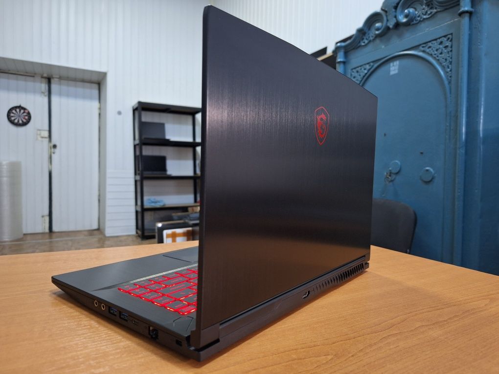 MSI GF63 Thin 9SC HexaCore Intel Core i7-9750H GeForce GTX 1650 4Gb