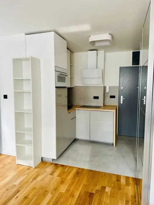 Wynajmę umeblowaną kawalerkę! Wysoki standard! Bez prowizji!