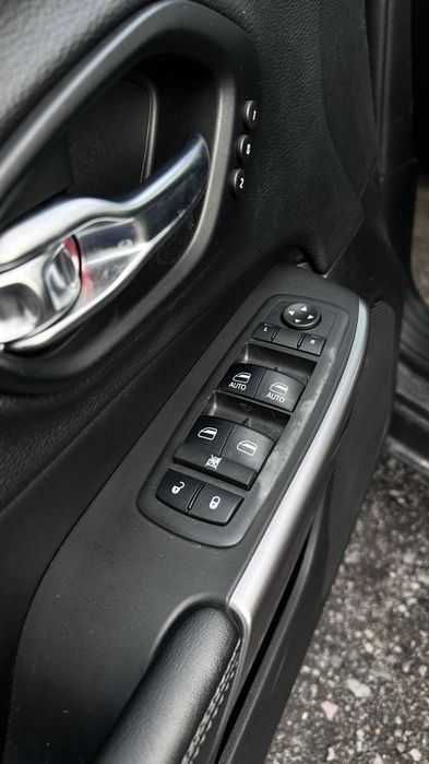 Jeep Cherokee Limited 2019 Charcoal 3.2L