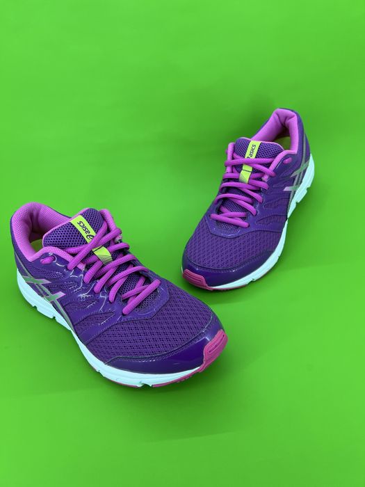 Кросівки 39,5р.25см. Asics
