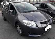 Toyota Auris E15 2.0 D4D de 2009 disponível para peças CINTOS TRASEIROS VENDIDOS