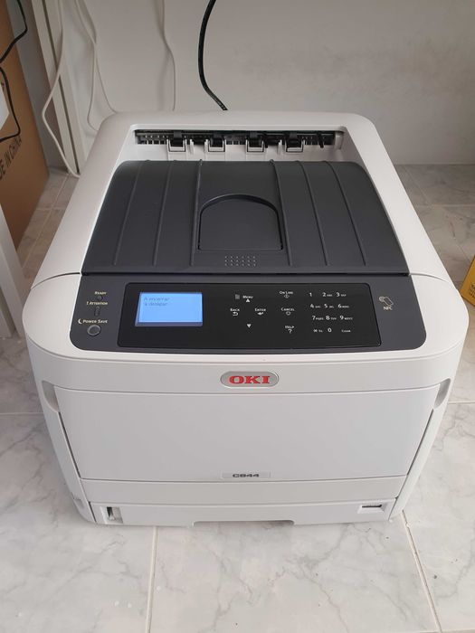 Impressora a Laser OKI C844dnw