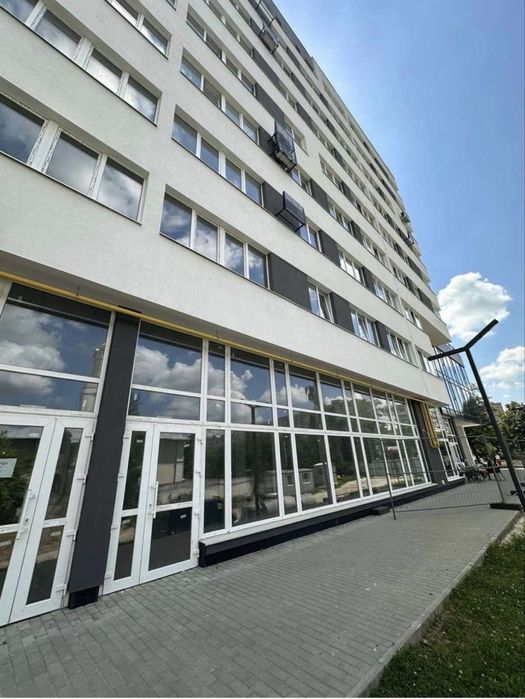 Оренда приміщення по вул. В.Великого у ЖК Америка у Франківському р-н.