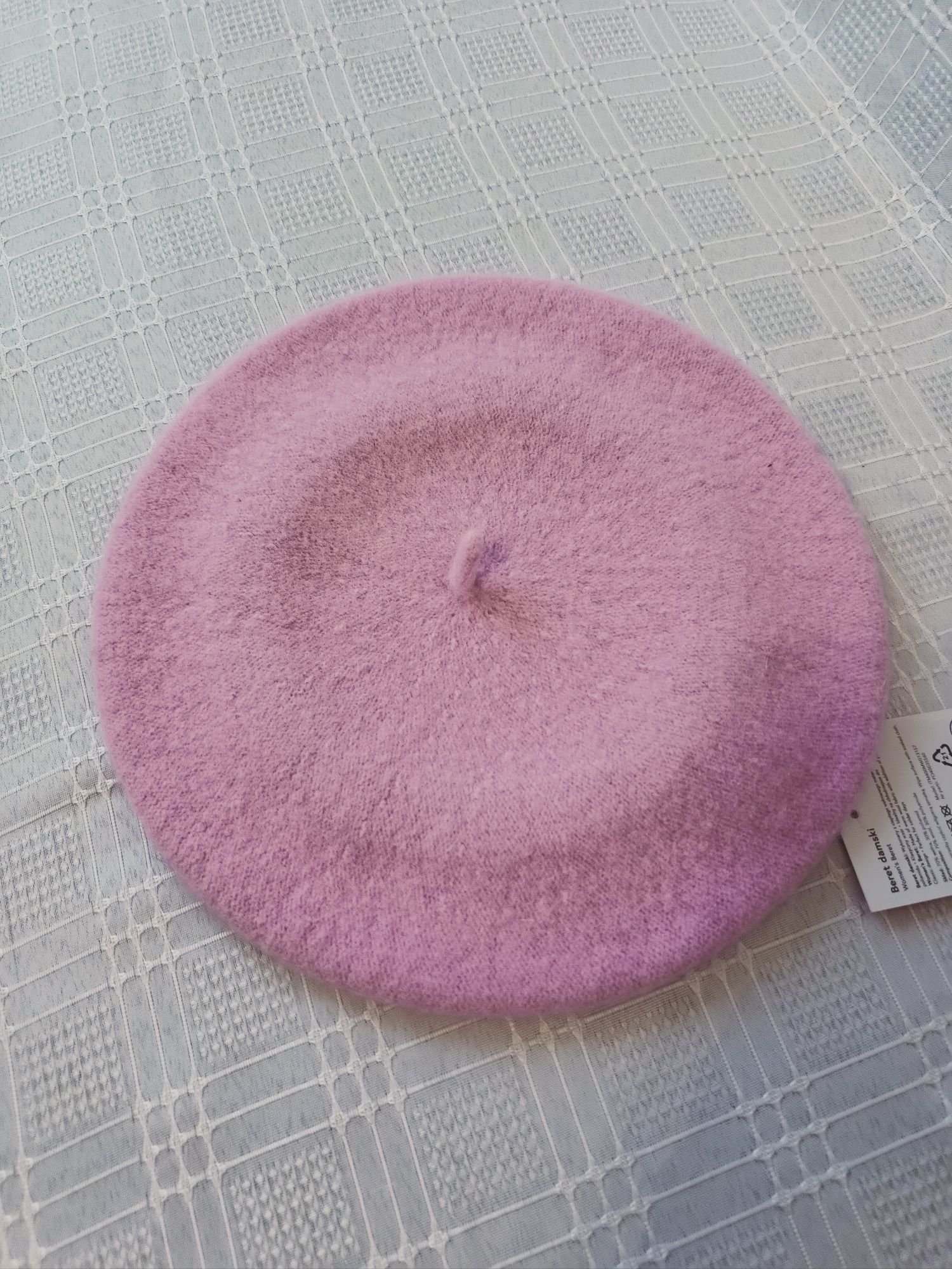 Beret wełniany, nowy