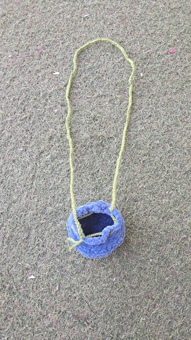 Borówka torebka na szydełku