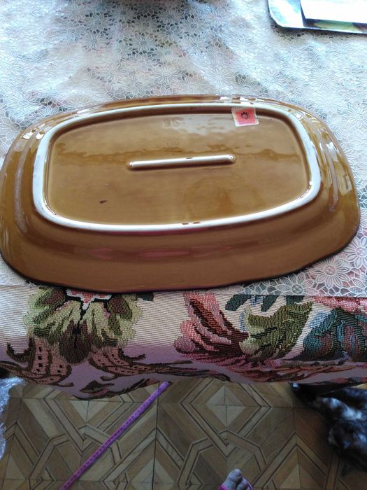 sprzedam 2 tace ozdobne