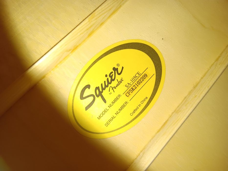 Guitarra acústica Fender Squier