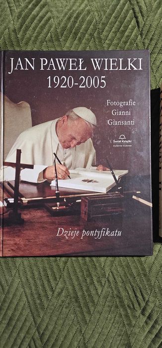 Jan Paweł II  Trzy książki