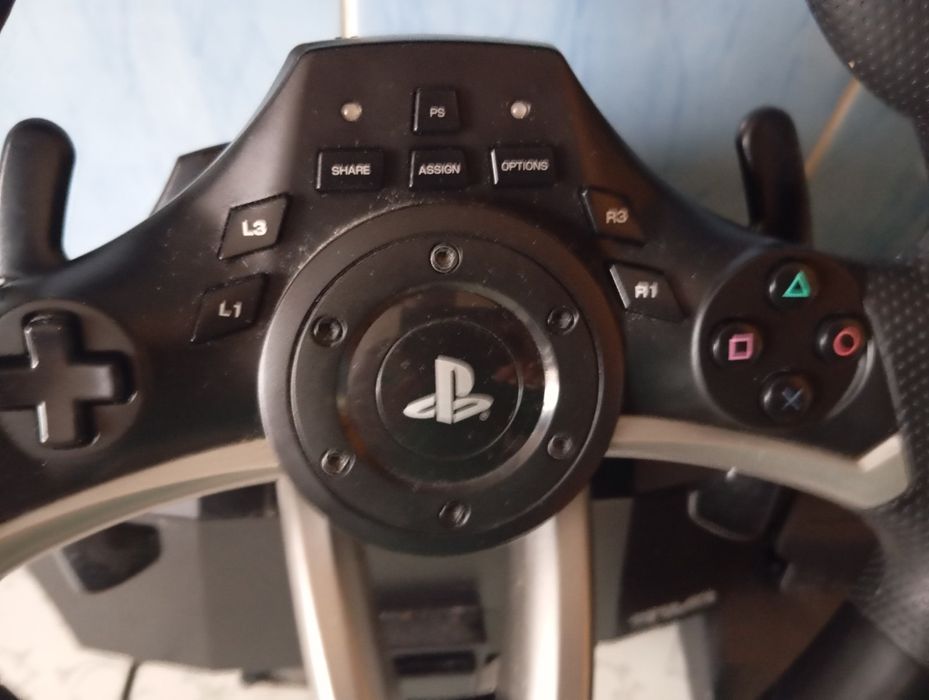 Продам руль для ПС4