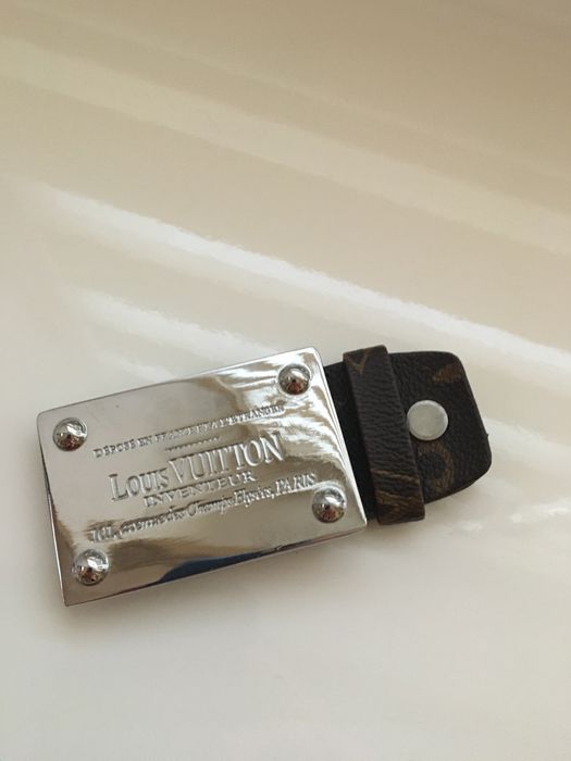 Продам брендовую пряжку для ремня LV