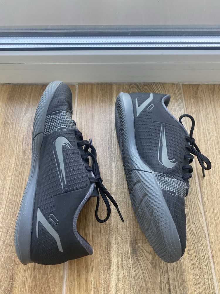 Футзалки Nike 32р 33 р