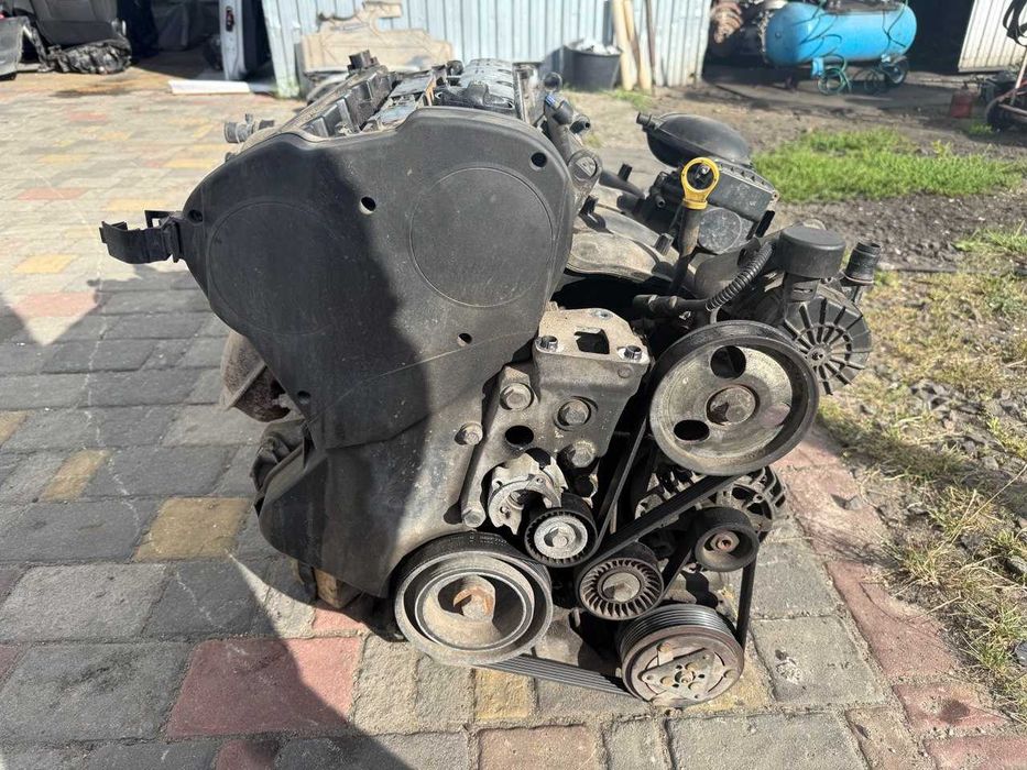 Двигатель  Peugeot 307  2.0i 16v (RFN) 01-05 Мотор В наличии