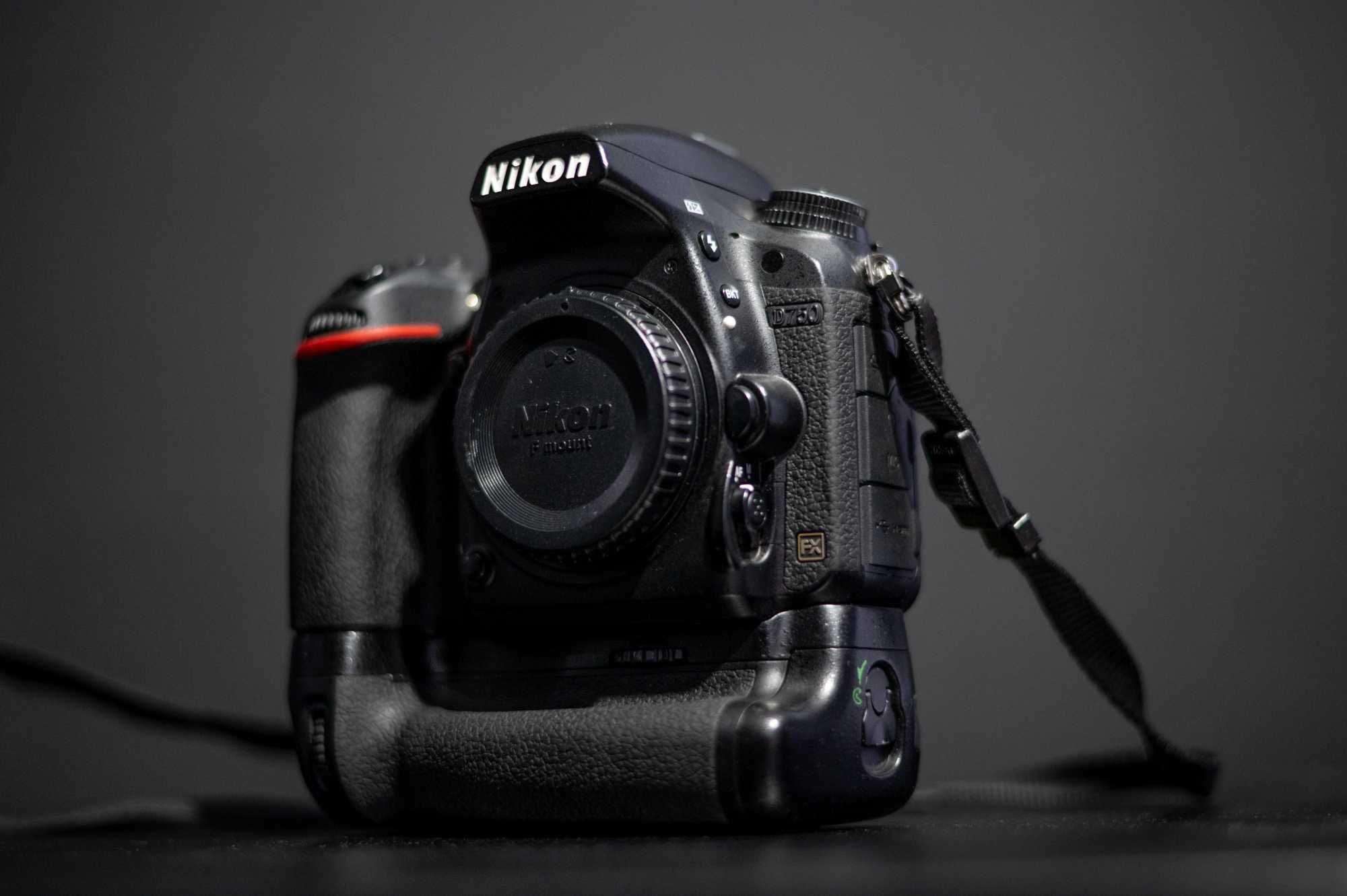 Aparat Nikon D750 + oryginalny grip MB-D16 pełna klatka - stan idealny