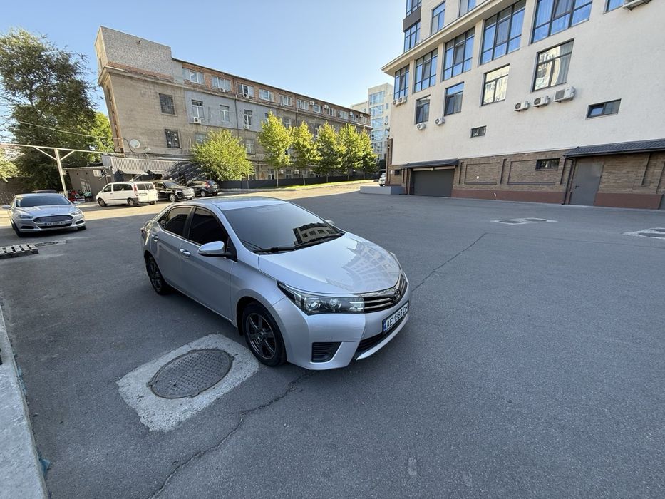 Тойота корола 1.6 автомат