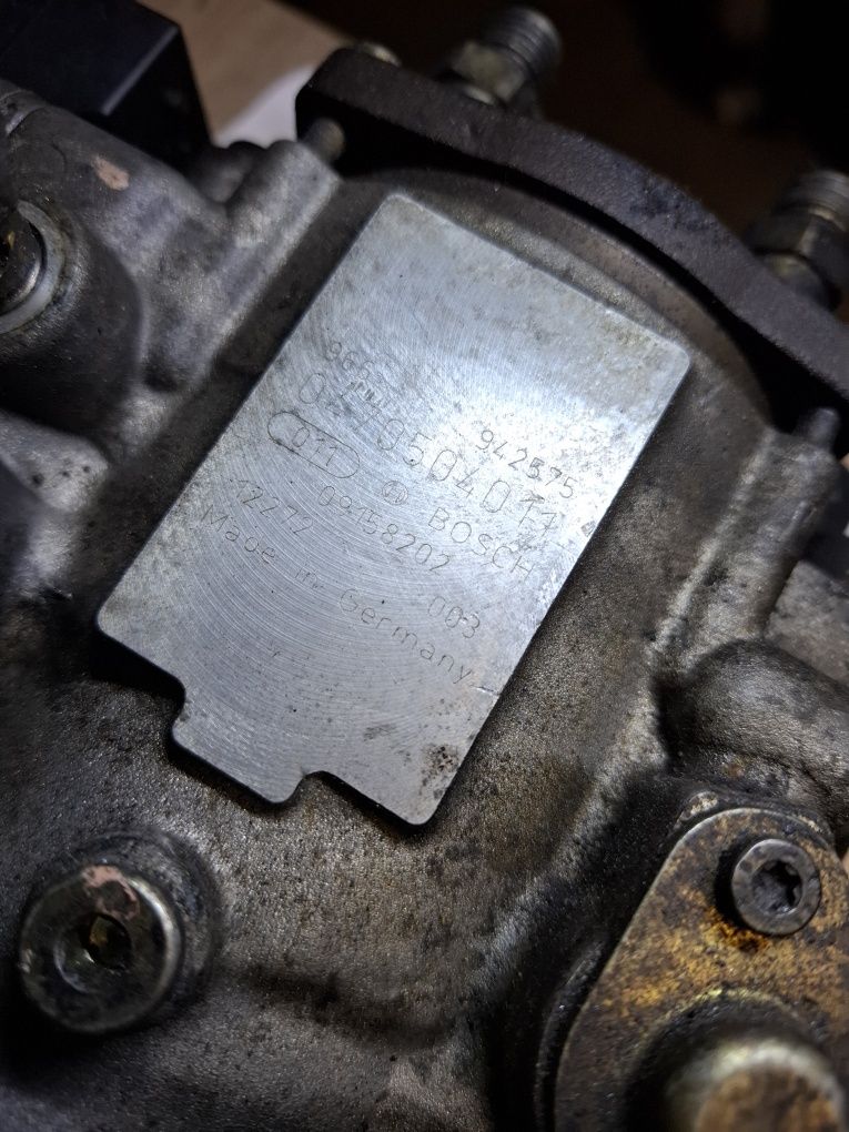 Opel Astra Zafira Vectra 2,0 DTI Pompa Wtryskowa 011