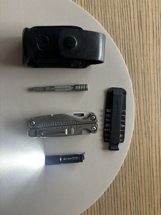 Leatherman Charge Titanium komplet