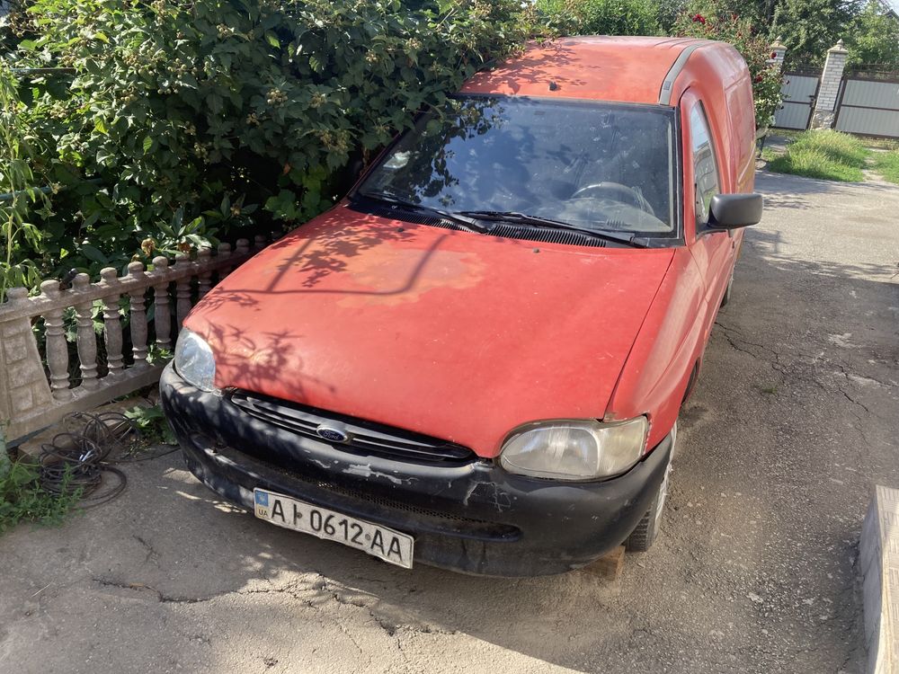 Ford Escort Van 1,3 ГБО. Форд Ескорт