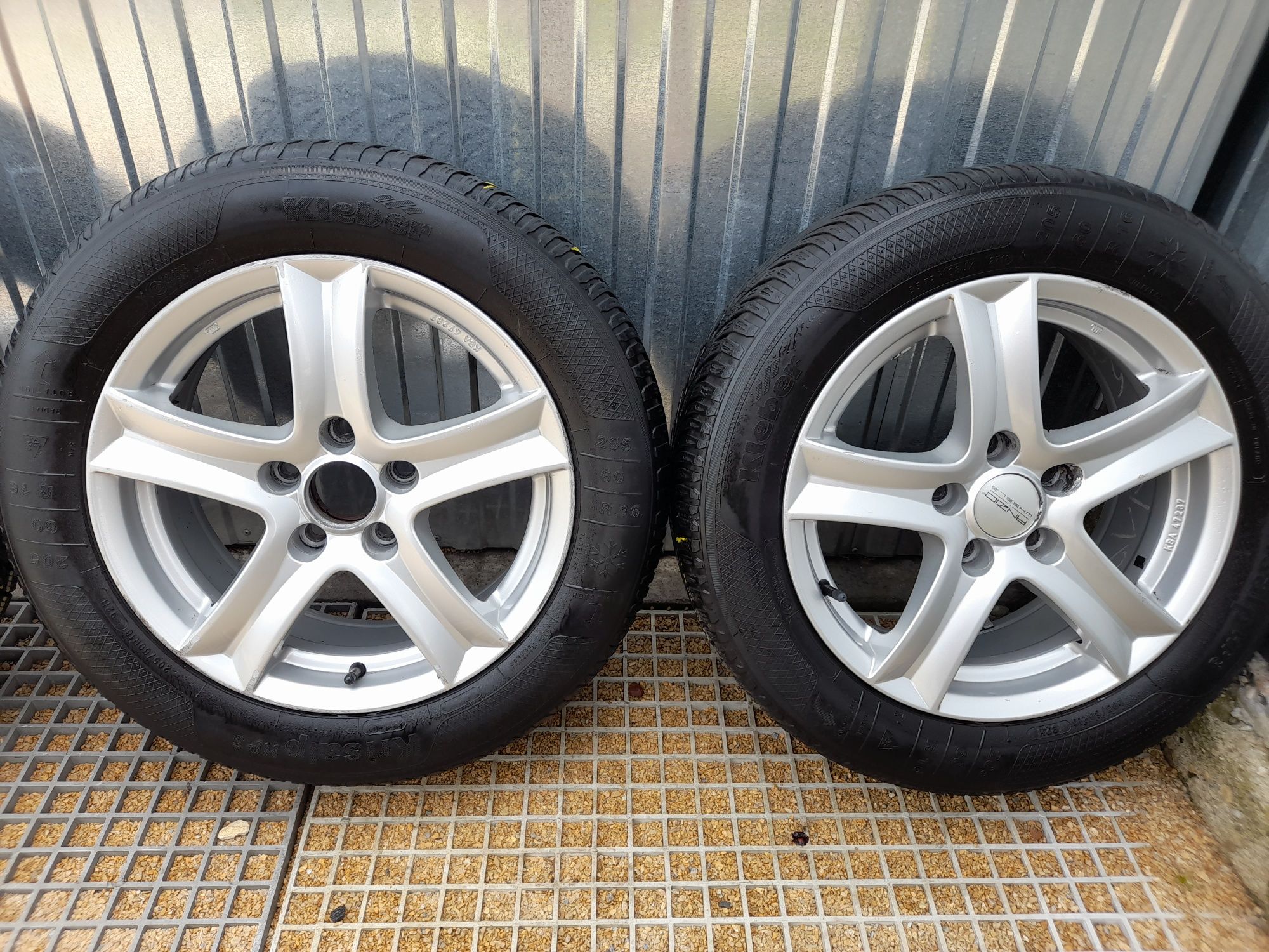 5x114,3  Z oponami