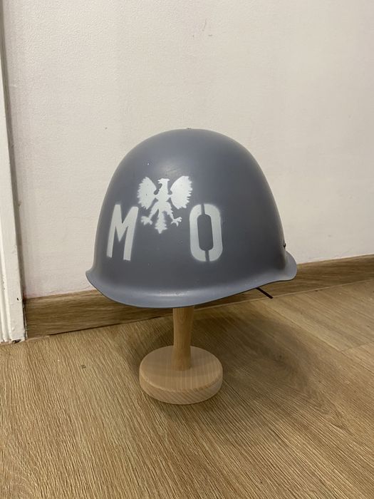 stary Hełm kask PRL Milicja Obywatelska MO