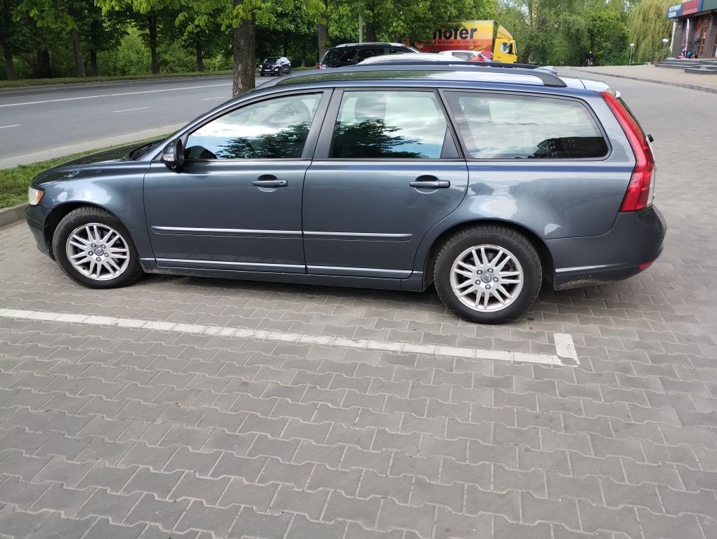 Продам volvo v50