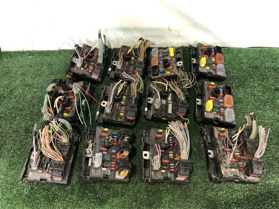 Блок запобіжників бсм BSM гарантія citroen c4 picasso цітроен Пікассо