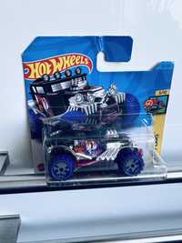 Hotwheels. Baja bone shaker