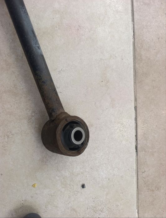 Задняя продольная тяга Toyota Camry 40, 2006-2011