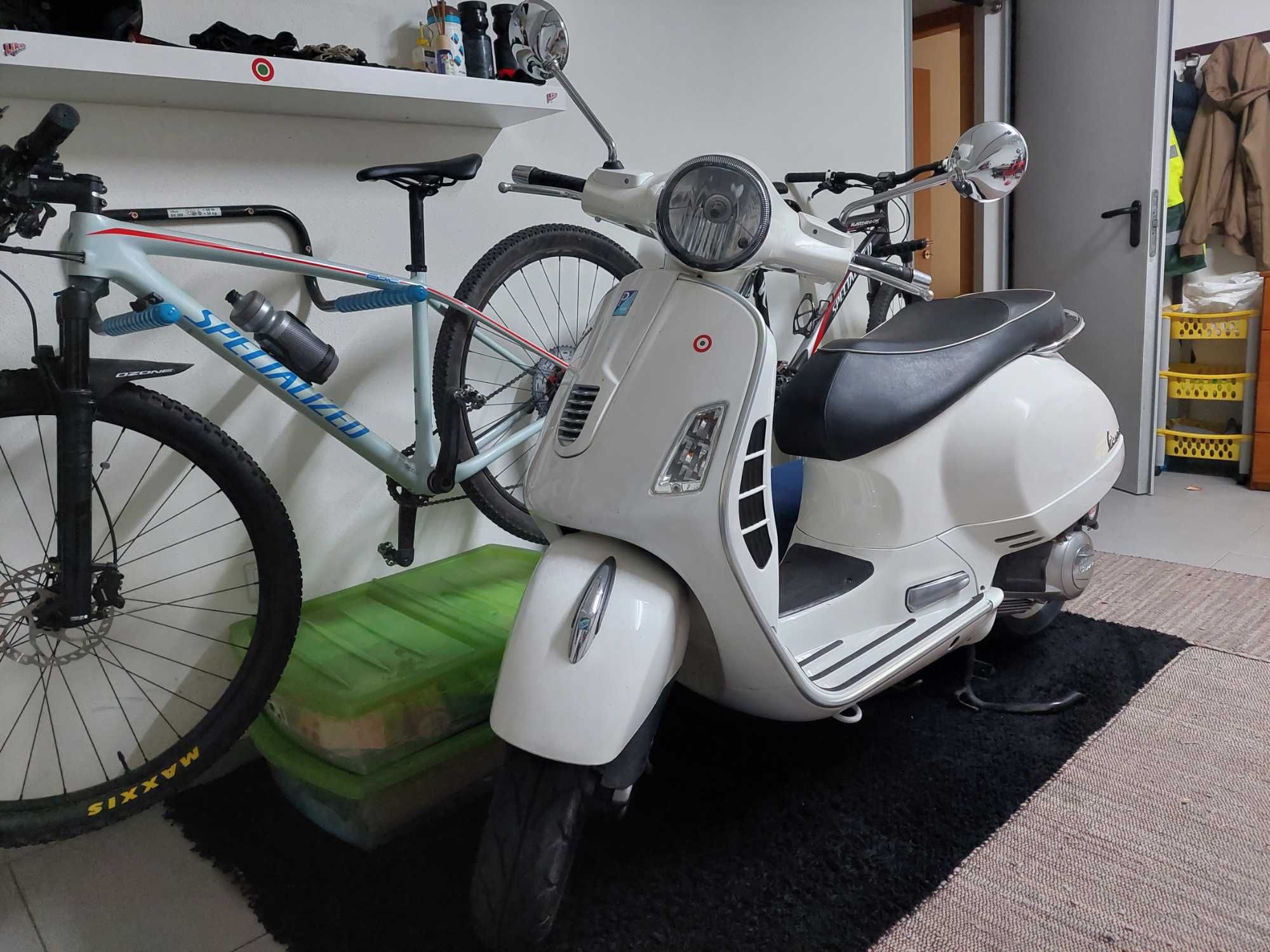 Vespa gts 125 como nova