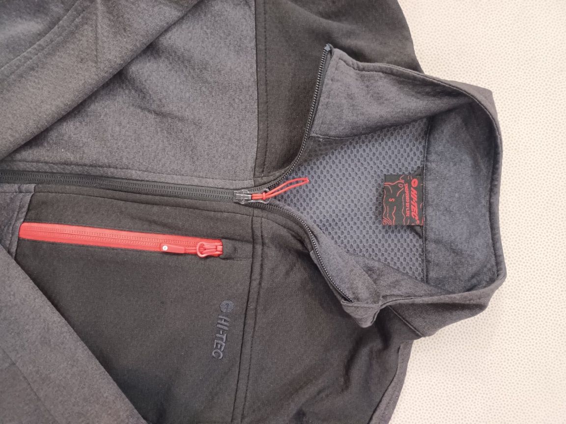 Bluza firmy  Hi-Tec