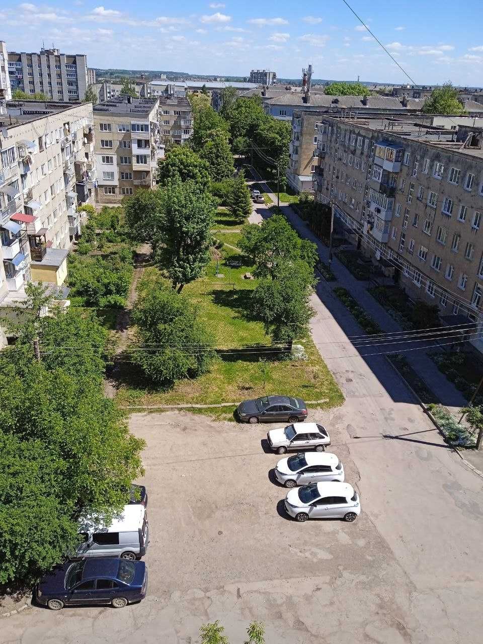Продаж 4-ох кімнатної квартири в Дрогобичі