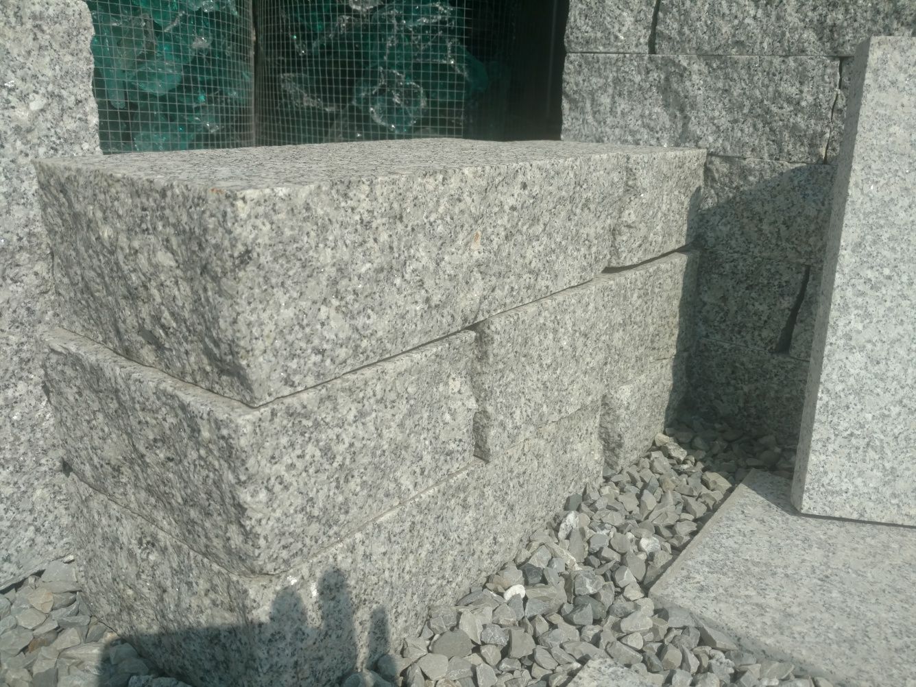 Palisada granitowa 40cm bloczek ogrodzeniowy granit kostka brukowa