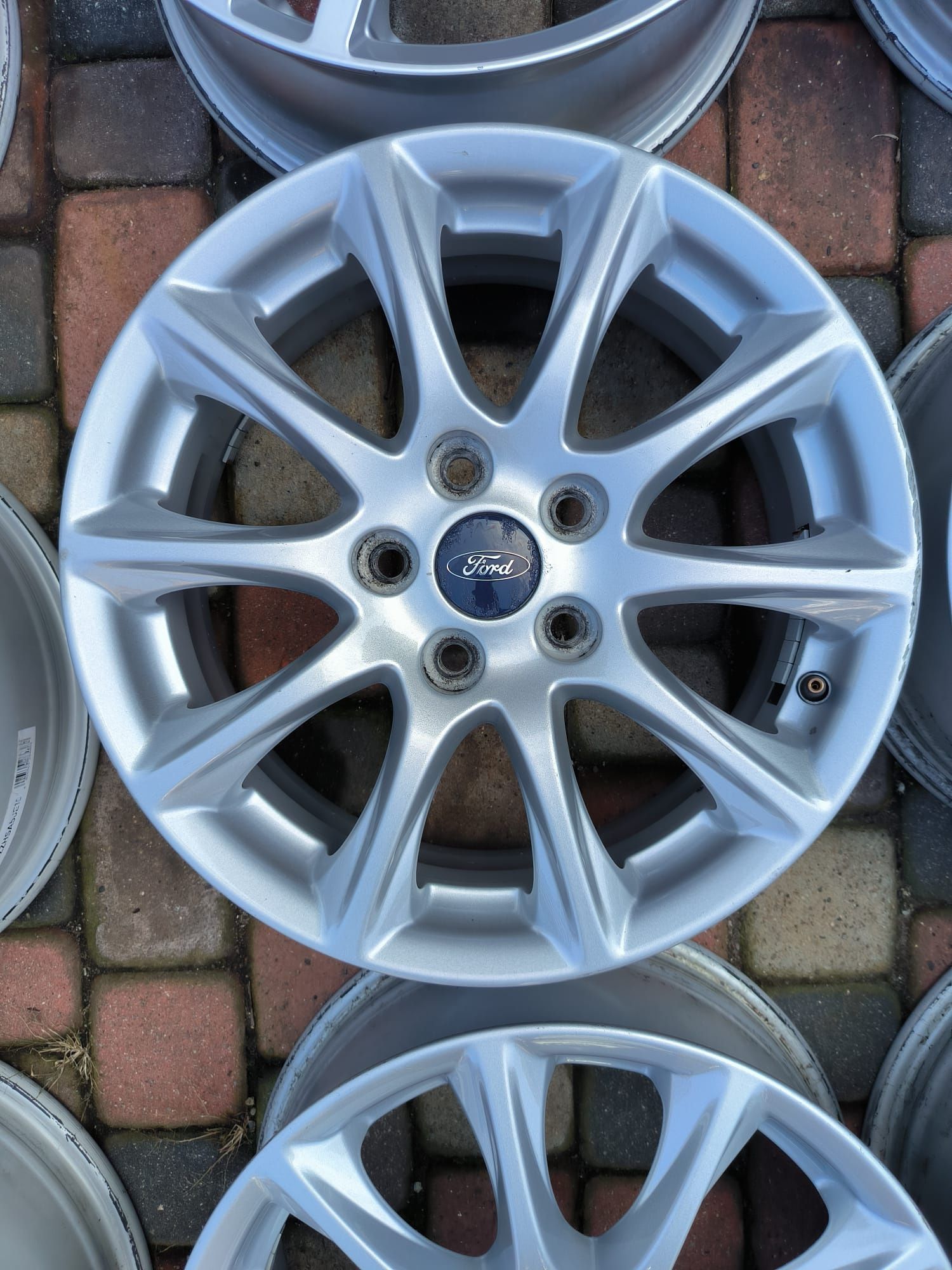 Felgi aluminiowe 16 Ford Mondeo Kuga S-Max C-Max Galaxy Escape 5x108
