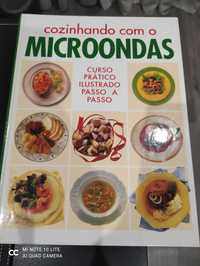 Livro Cozinhar com o Microondas