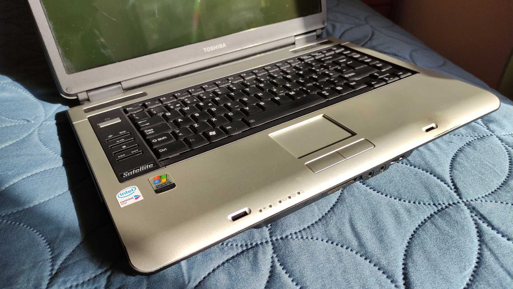 Toshiba Satellite A100-498