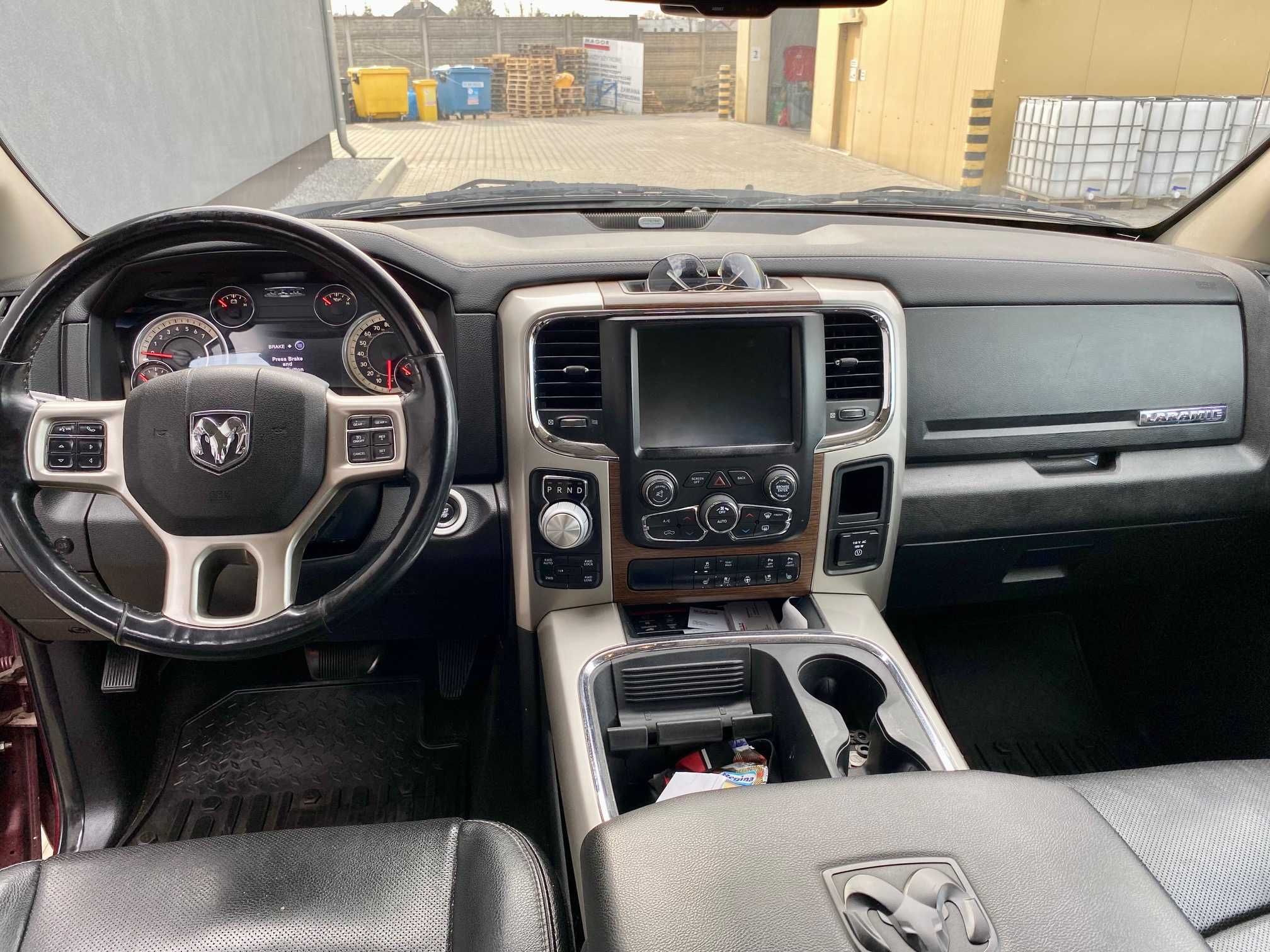 Dodge Ram Laramie 4x4, 5,7 HEMI, benzyna, cena 119 tys