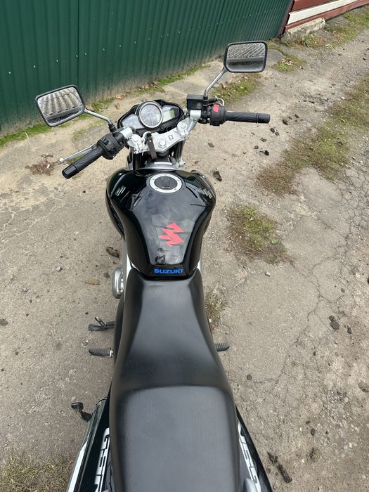 Продаю Suzuki gsr250