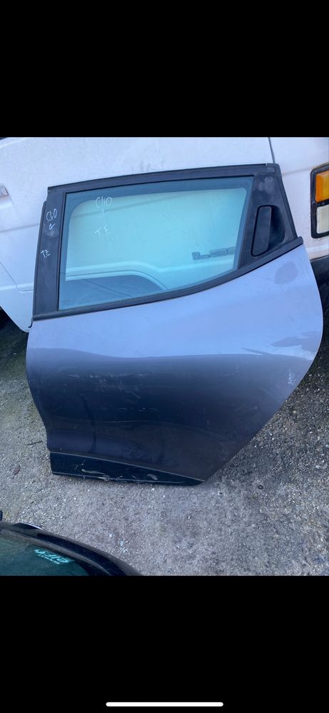 Fechadura porta tras esquerda Renault Clio IV