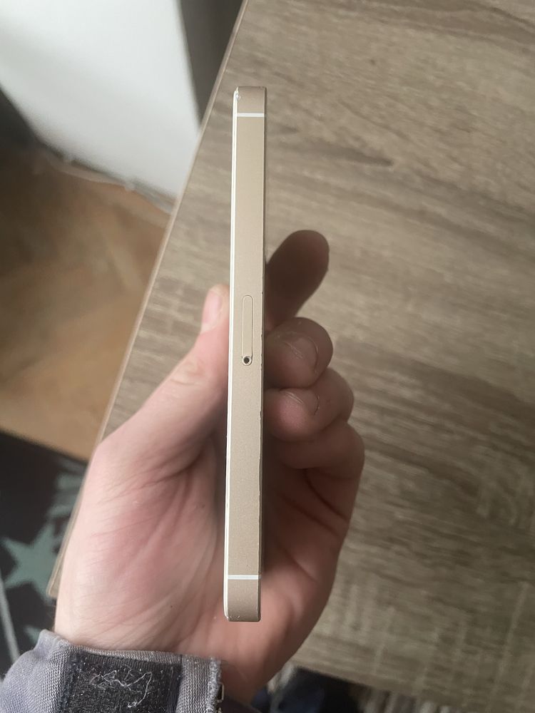 Iphone SE Gold 16GB