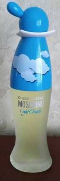 Туалетная вода Moschino Cheap and Chic Light Clouds.