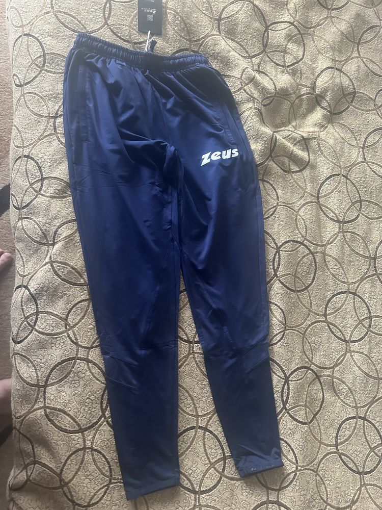 Продам спортивний костюм Zeus, розмір S