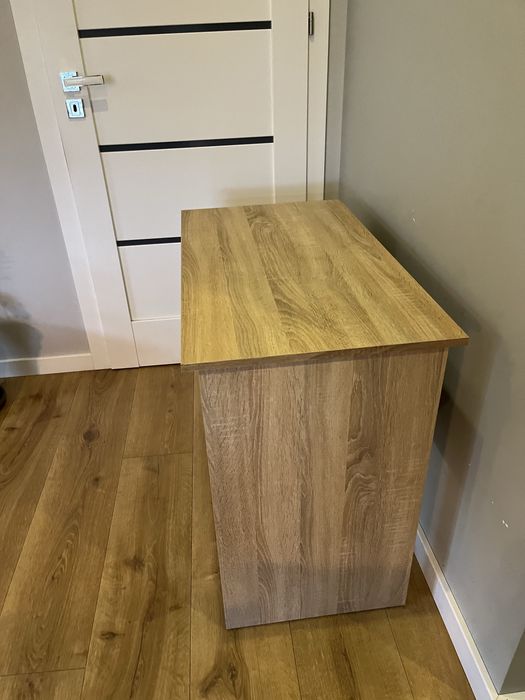 Biurko używane w bardzo dobrym stanie